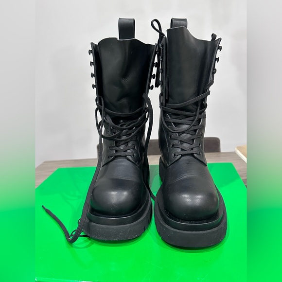 Bottega Veneta
Lug Sole Combat Boots - Picture 8 of 17